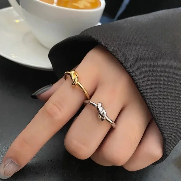 NEW GOLD KNOTTED 925 STERLING SILVER ADJUSTABLE RING, CUTE RING, SHINY RING. - Picture 4 of 5